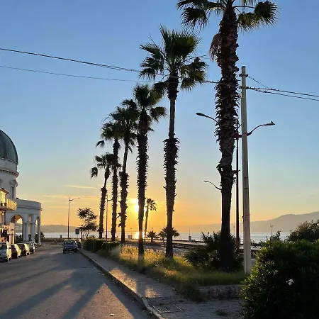 Sullo Stretto Μεσίνα